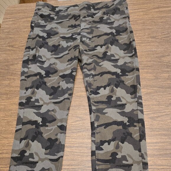 GEORGE Women's Camo Print Stretch Pull-On Jeggings - Green/Black - Size 14 - Picture 3 of 8